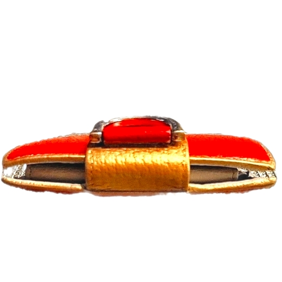 AU Elegant Timeless GUCCI VTG Red & Gold Leather Compact Wallet w/ Serial# EUC - Picture 7 of 16